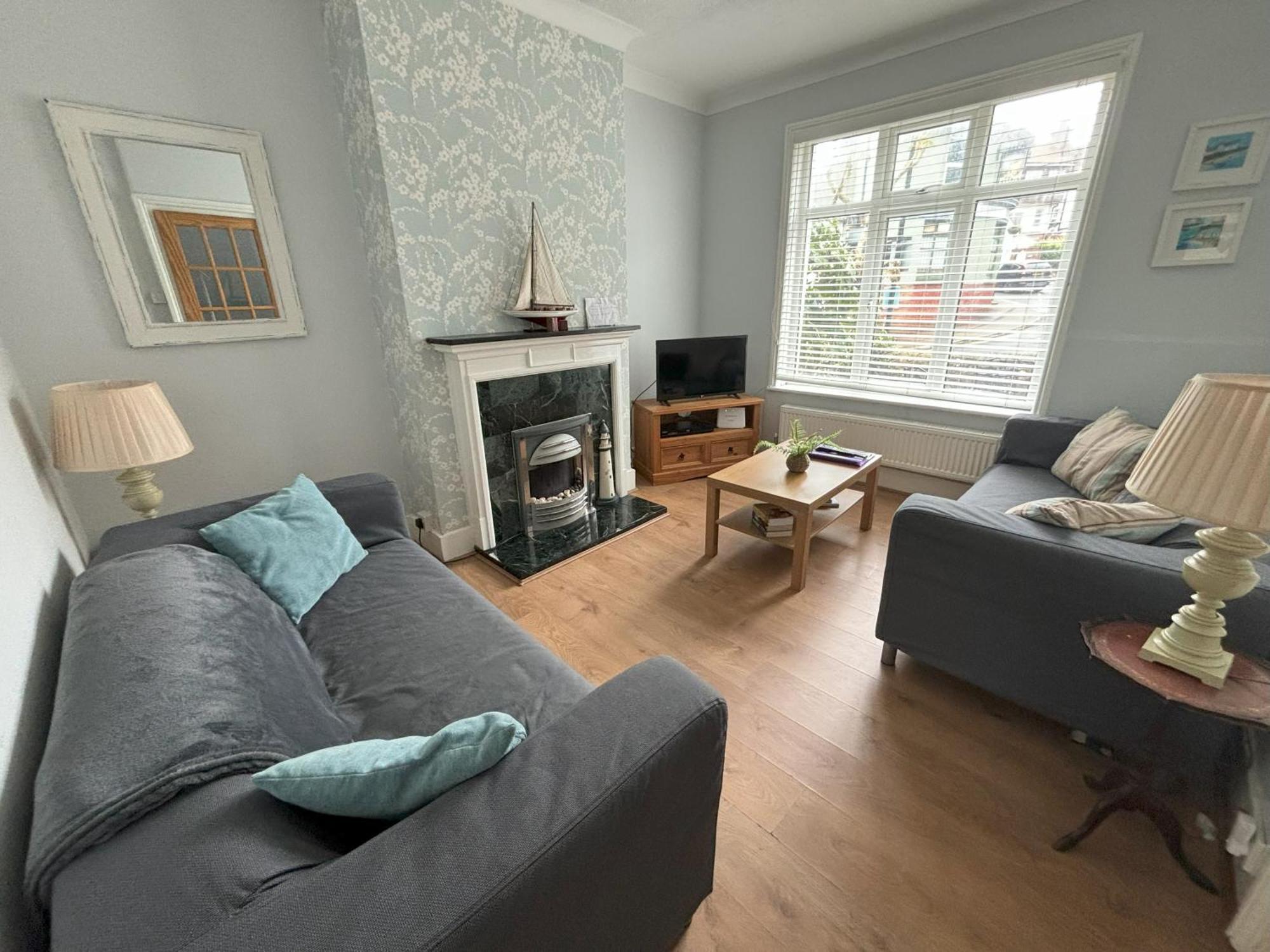 Downs Gate Cottage Истборн Екстериор снимка