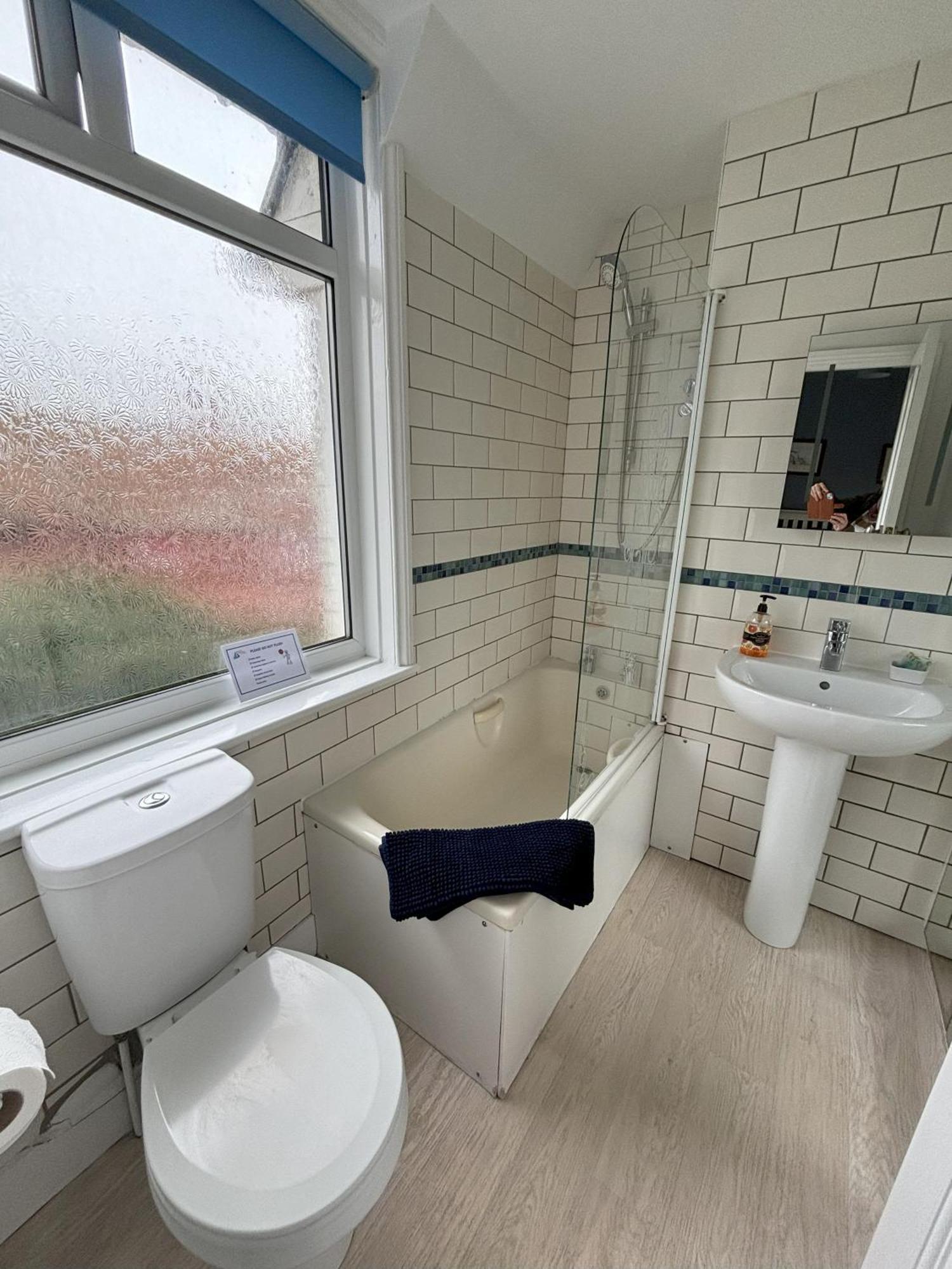Downs Gate Cottage Истборн Екстериор снимка