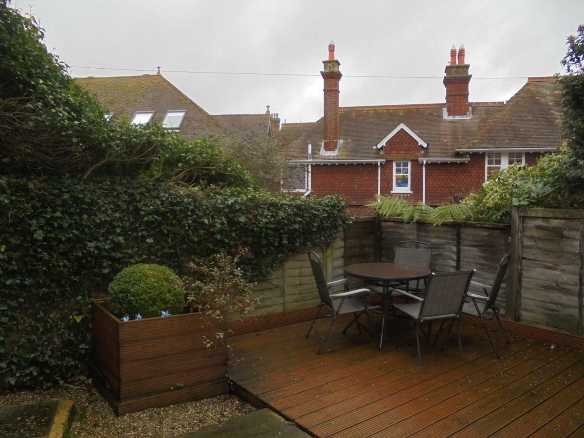 Downs Gate Cottage Истборн Екстериор снимка
